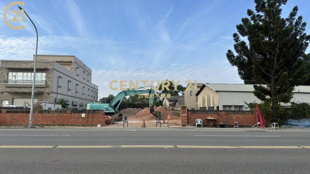 善化２０米路近３００坪建地