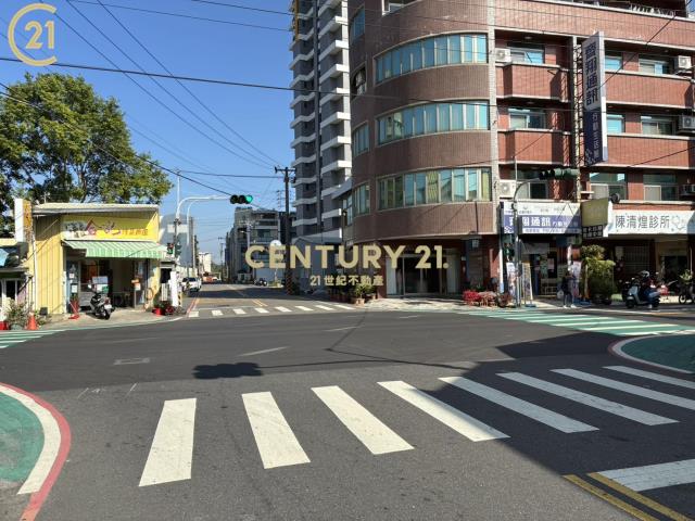 善化市中心大面寬店面 