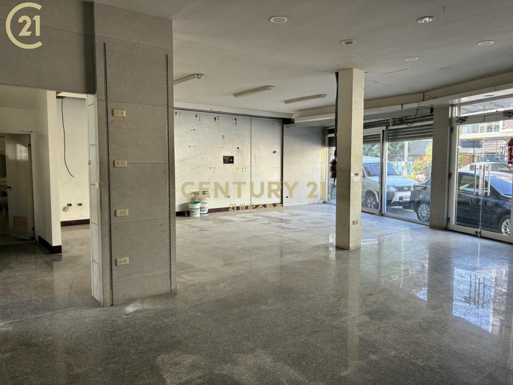 善化市中心大面寬店面 