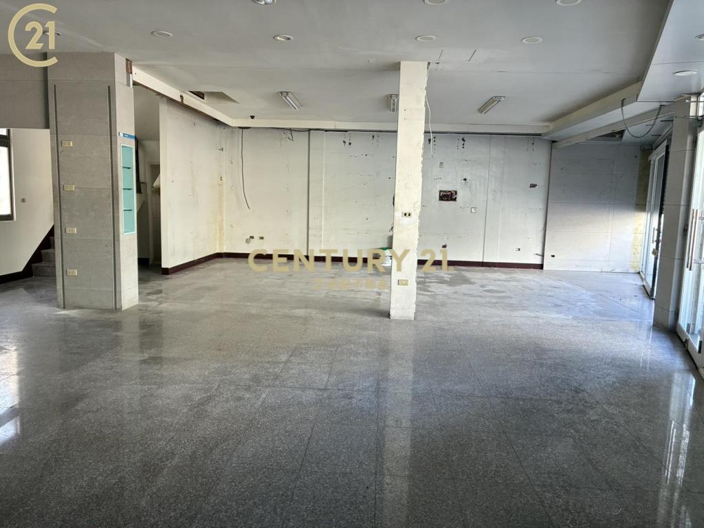 善化市中心大面寬店面 