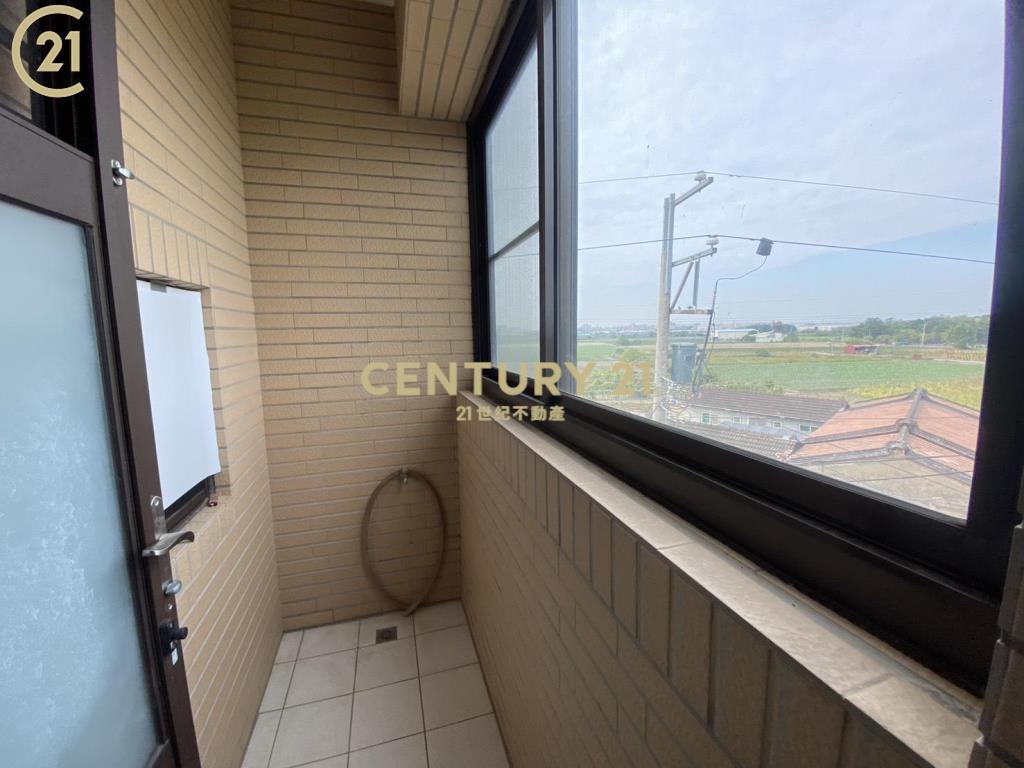 新市南科大面寬三車墅