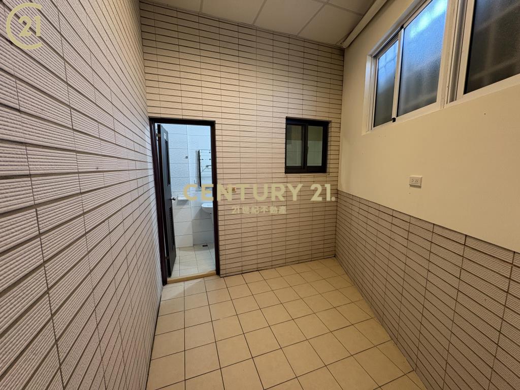 善化光復路黃金店面