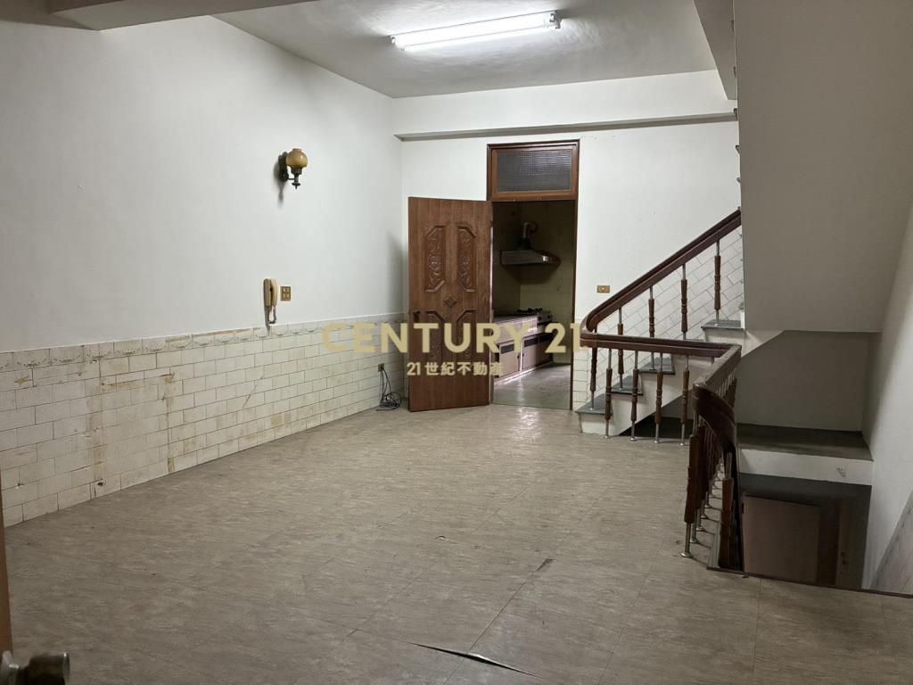 善化近大成國小雙面路店住  