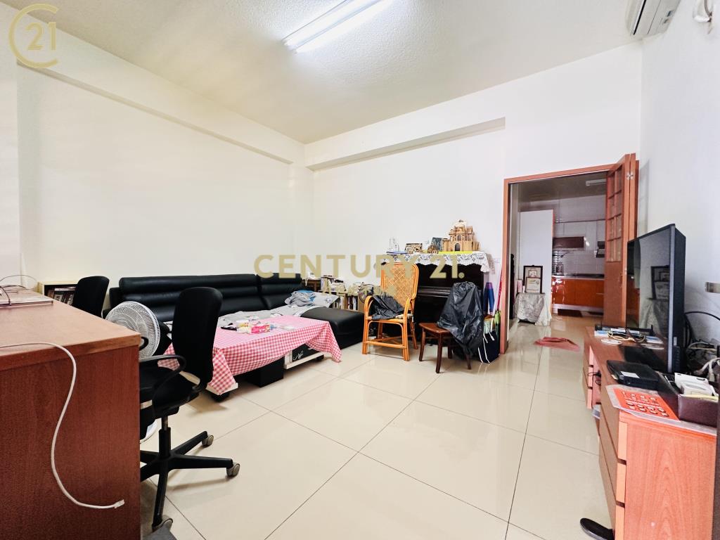 麻豆新生南路臻品２車墅