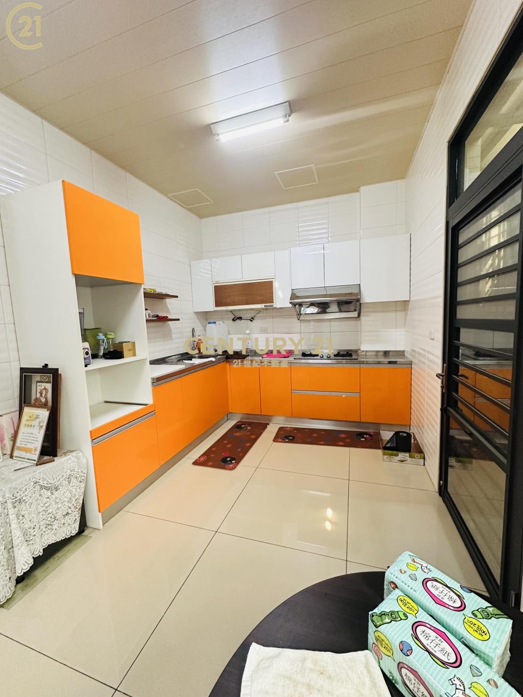 麻豆新生南路臻品２車墅