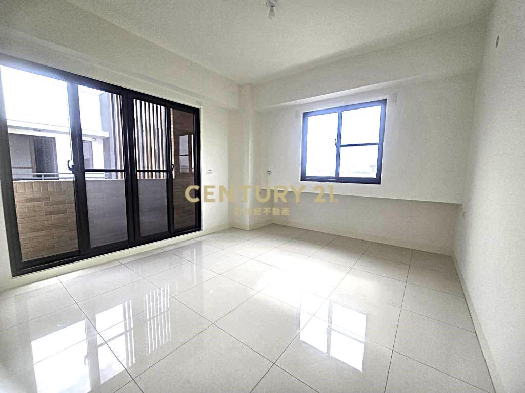 新營近交流道五福全新雙車美墅B1