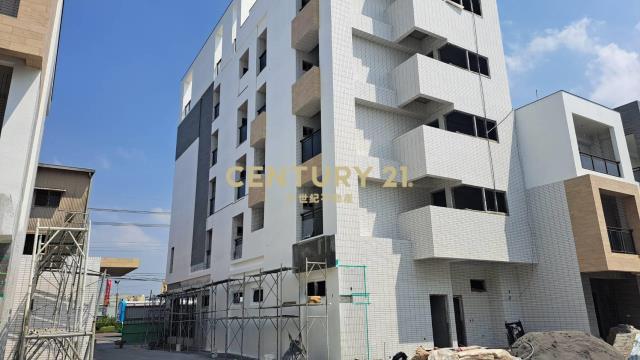 官田大路旁電梯店住辦