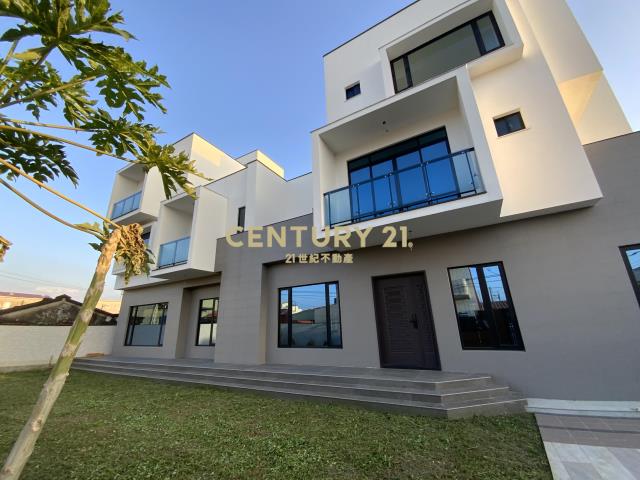 善化白色夢幻新別墅