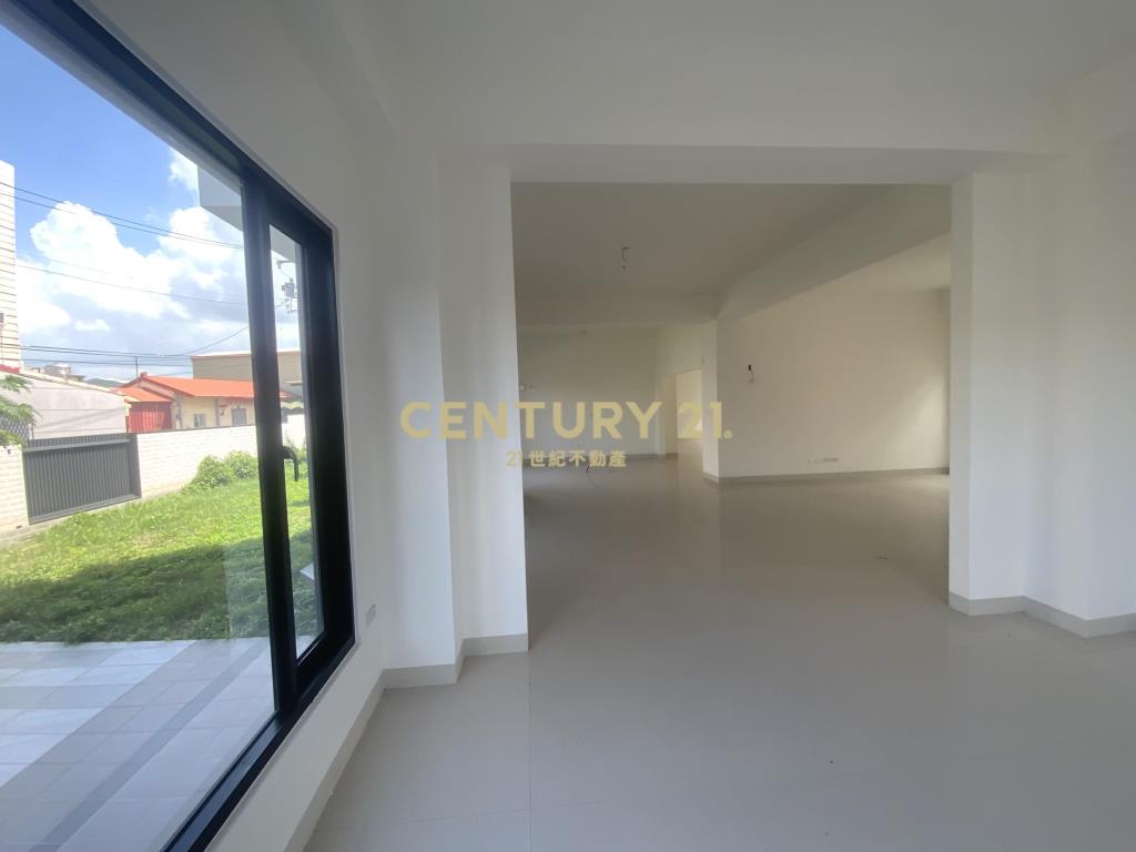 善化白色夢幻新別墅