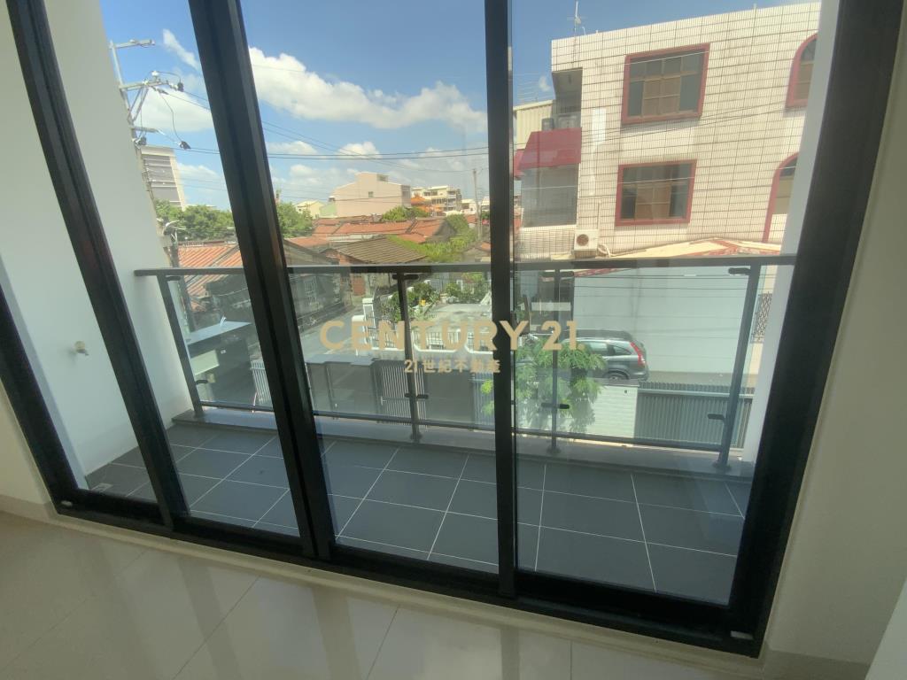 善化白色夢幻新別墅