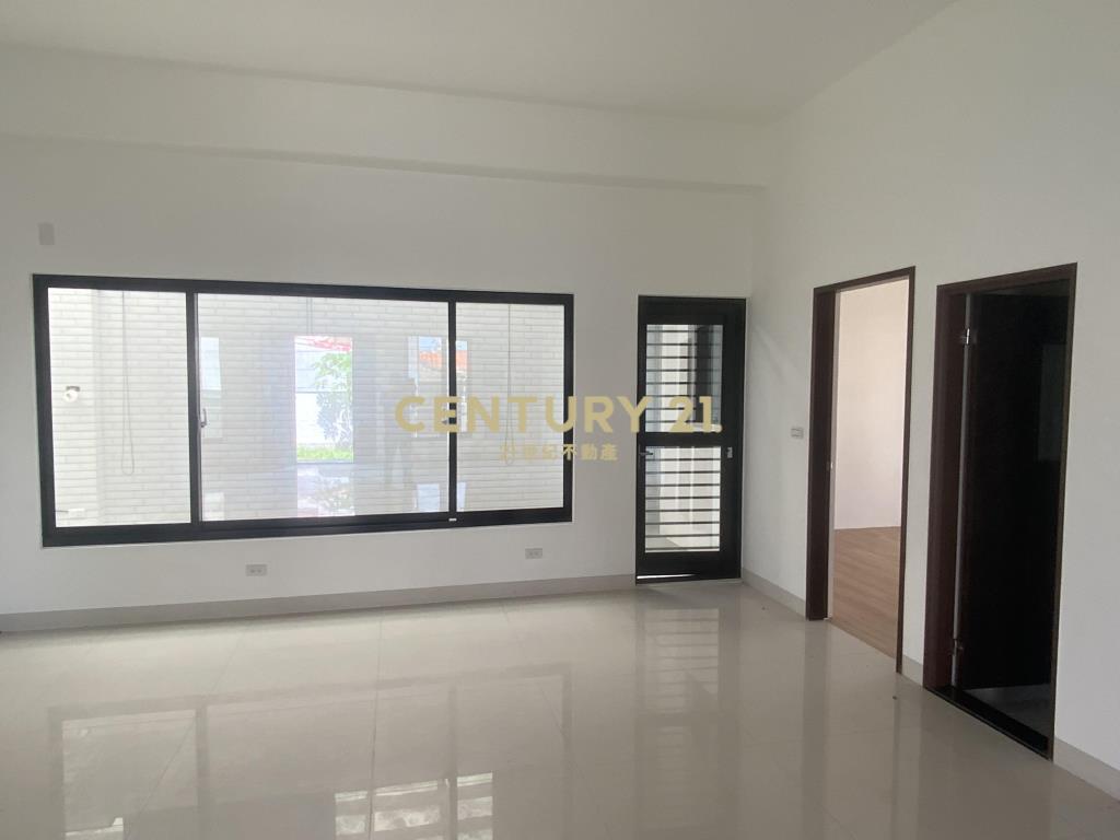 善化白色夢幻新別墅