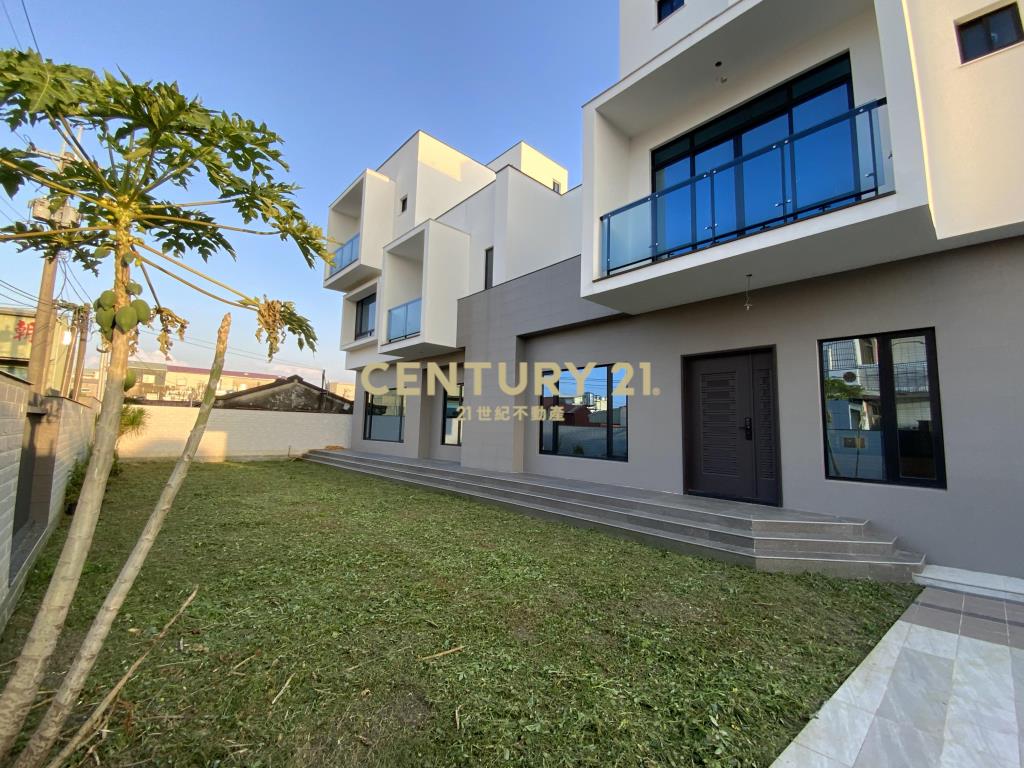 善化白色夢幻新別墅