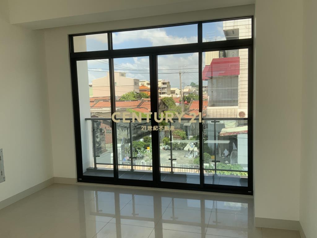 善化白色夢幻新別墅