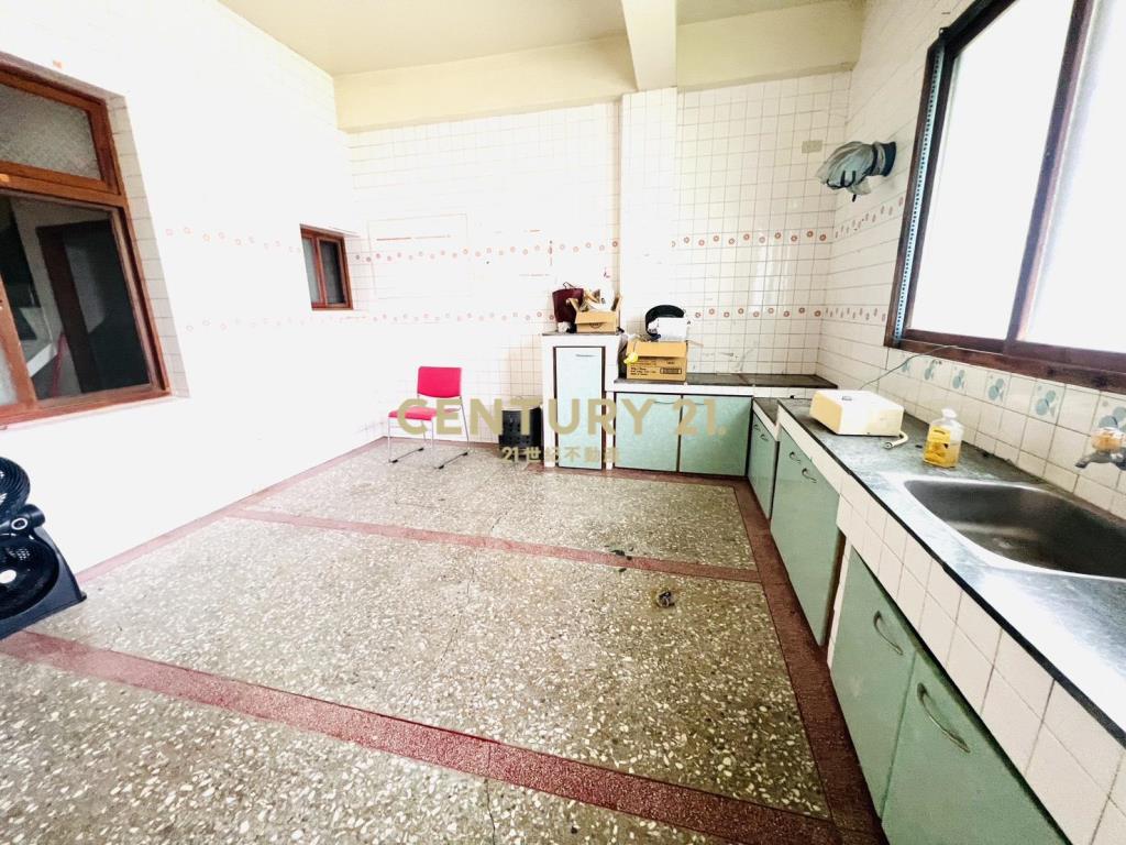 善化南科中正路便宜大店面