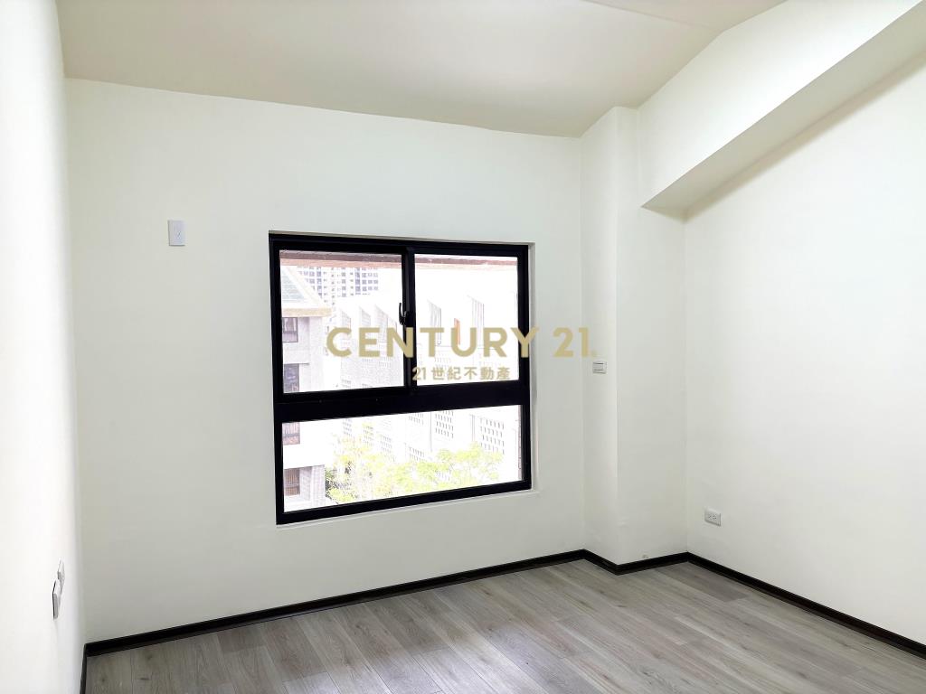 善化LM陽光四季全新2房平車