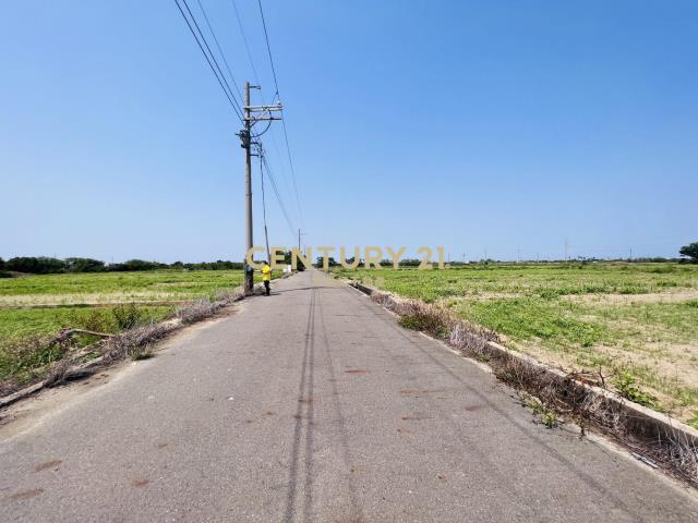 佳里興雙面路美農地