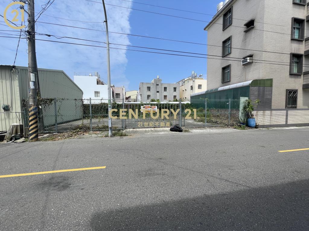 西港臨8米路方正建地