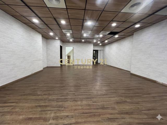 新市南科超級2樓大店面