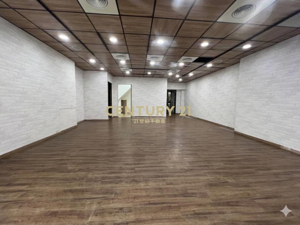 新市南科超級2樓大店面