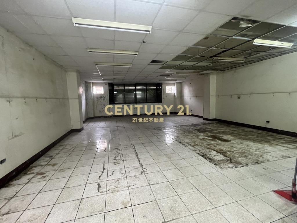 新市南科超級2樓大店面