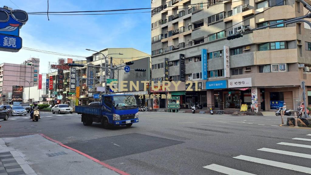 永康中華路金店面