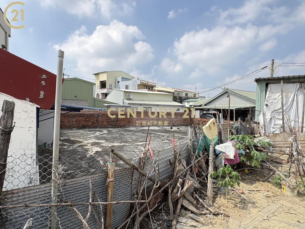 新市產業園區旁崙仔頂庄內建地