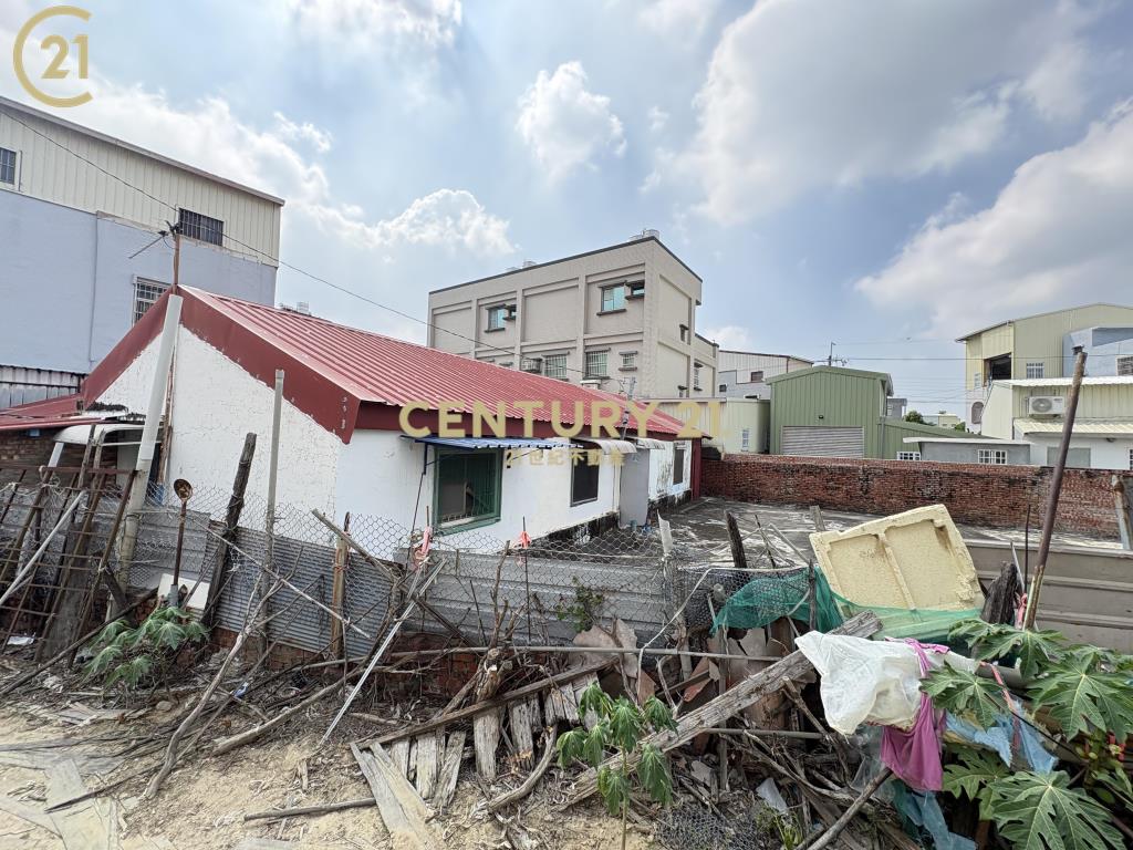 新市產業園區旁崙仔頂庄內建地
