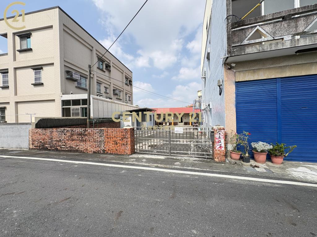 新市產業園區旁崙仔頂庄內建地