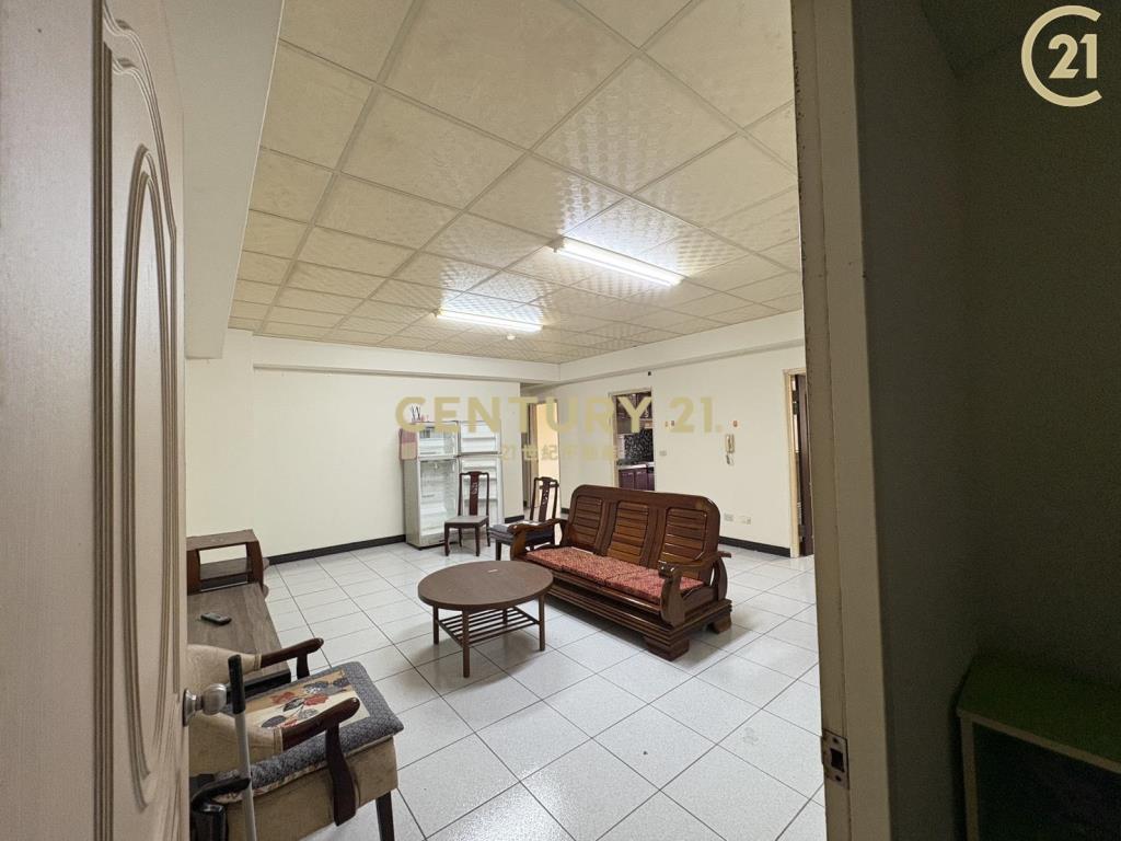 斗南建國路店住