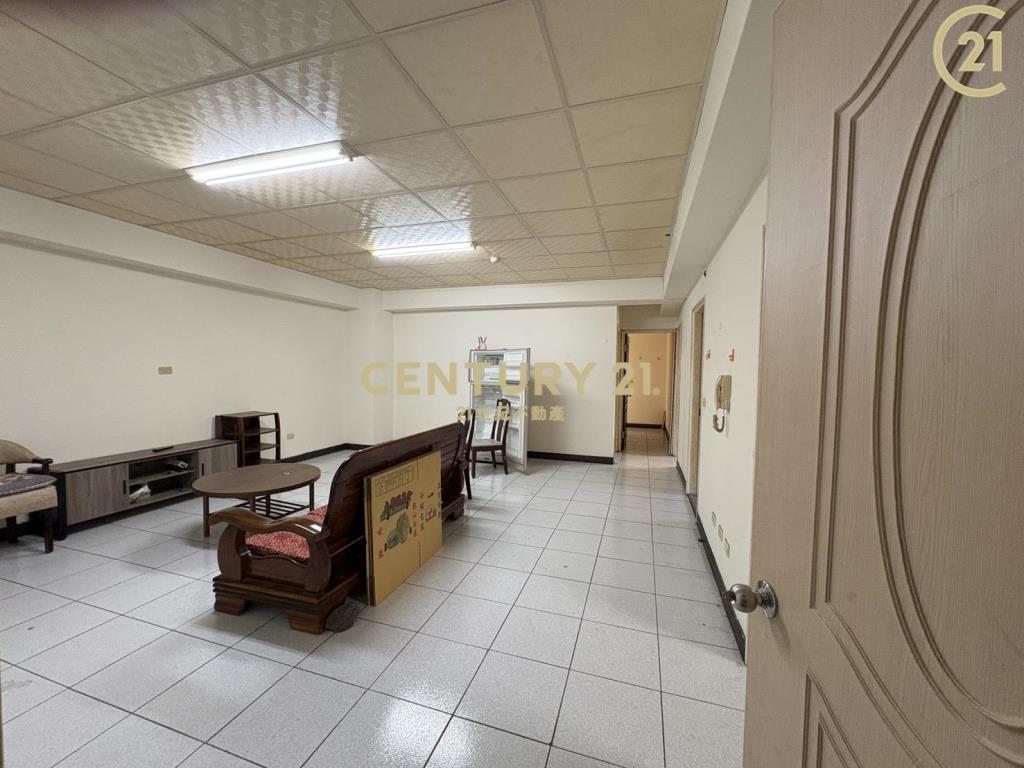 斗南建國路店住