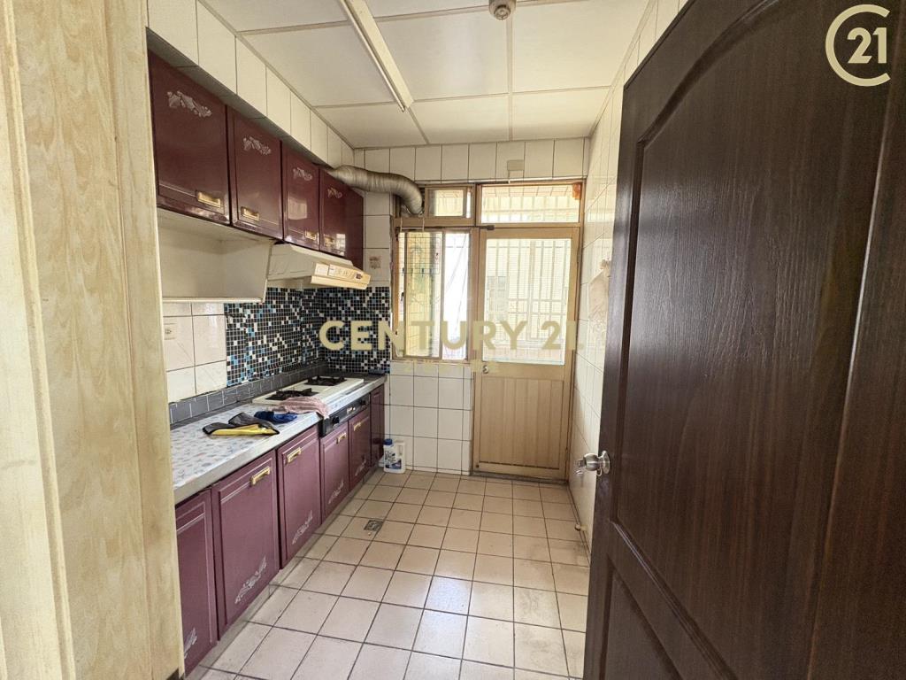 斗南建國路店住