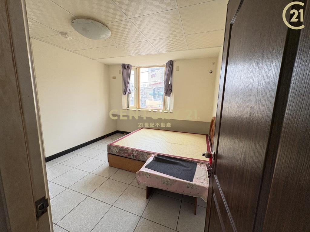 斗南建國路店住