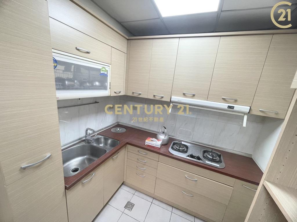 林森路電梯大3房車位