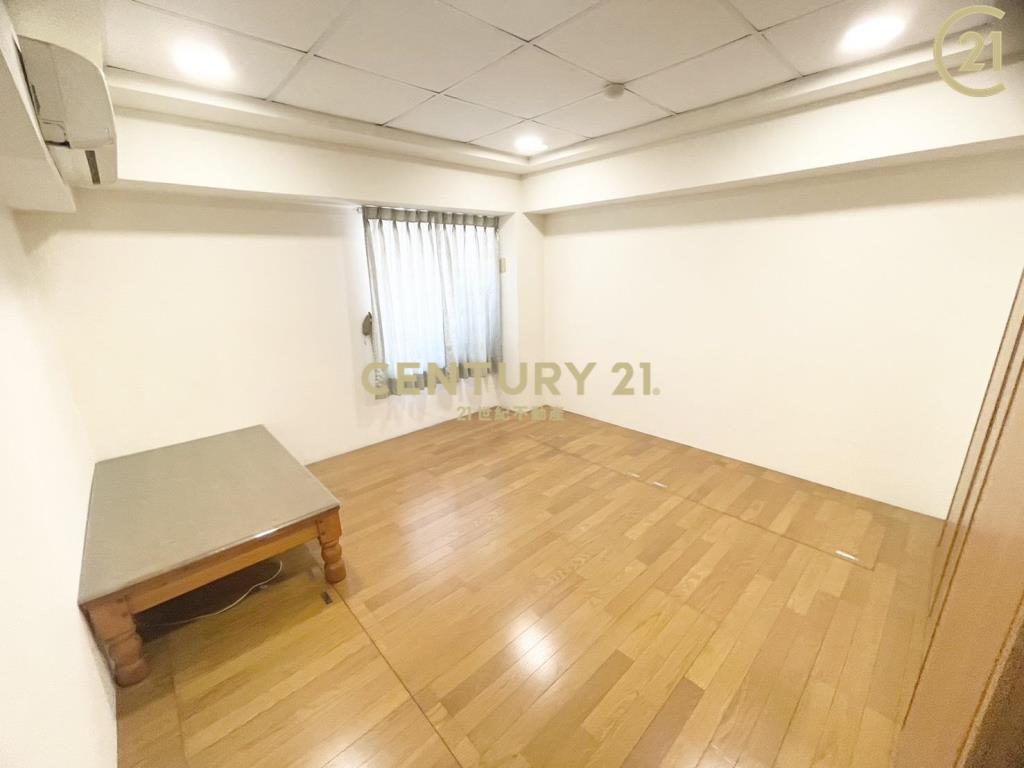 林森路電梯大3房車位