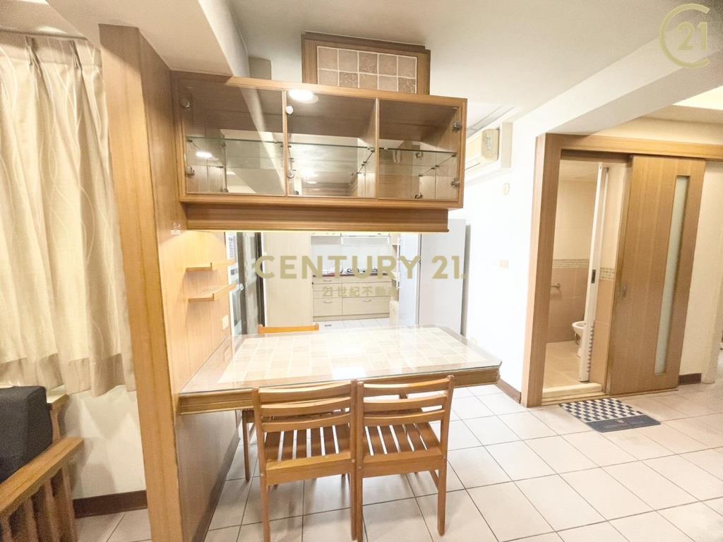 林森路電梯大3房車位