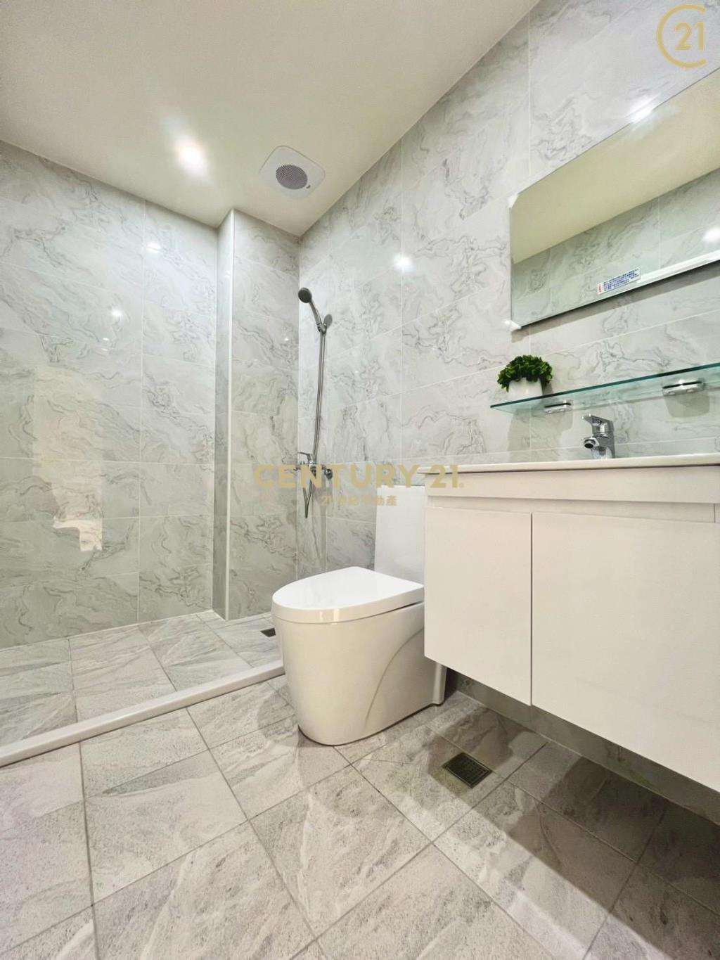 民雄TOYOTA車庫透天