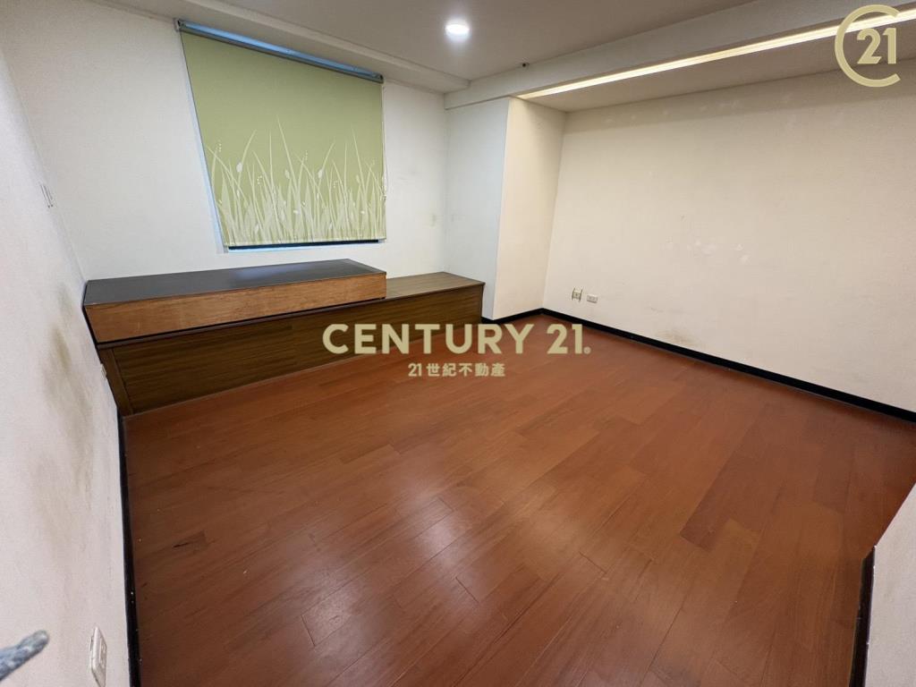 台中科博之星二房