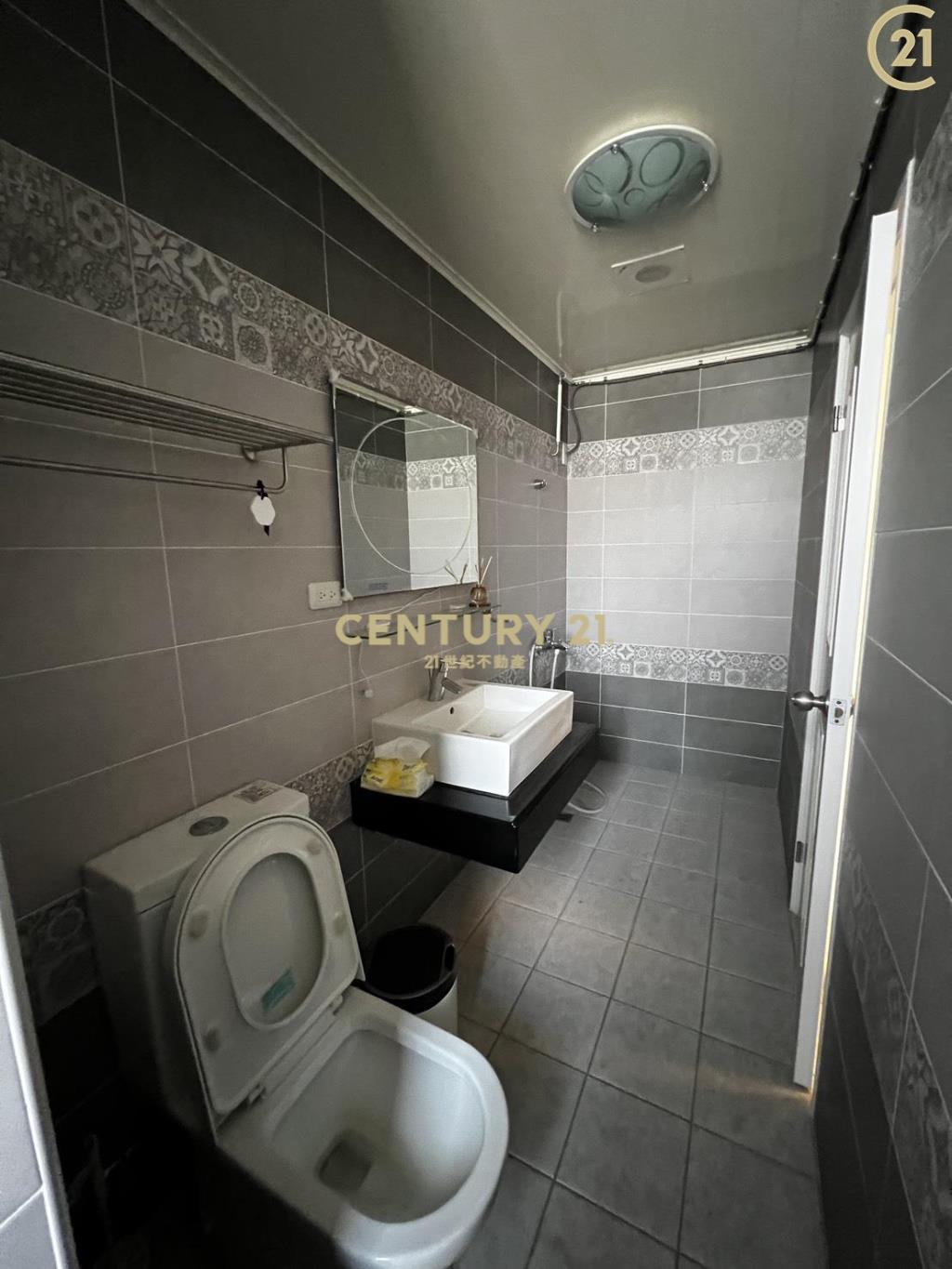 虎尾市中心一房一廳(平車)