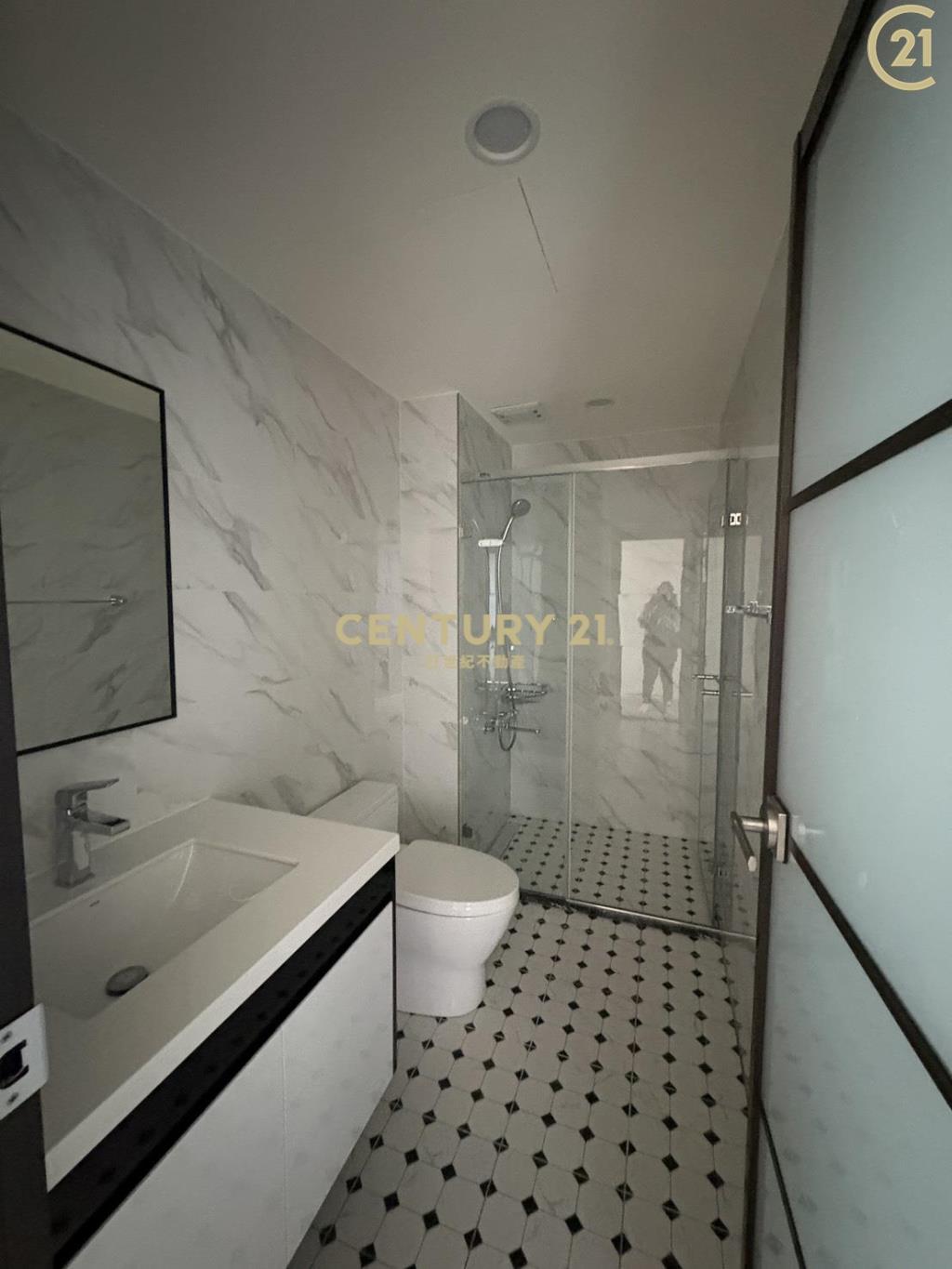 高鐵朗朗三房出租