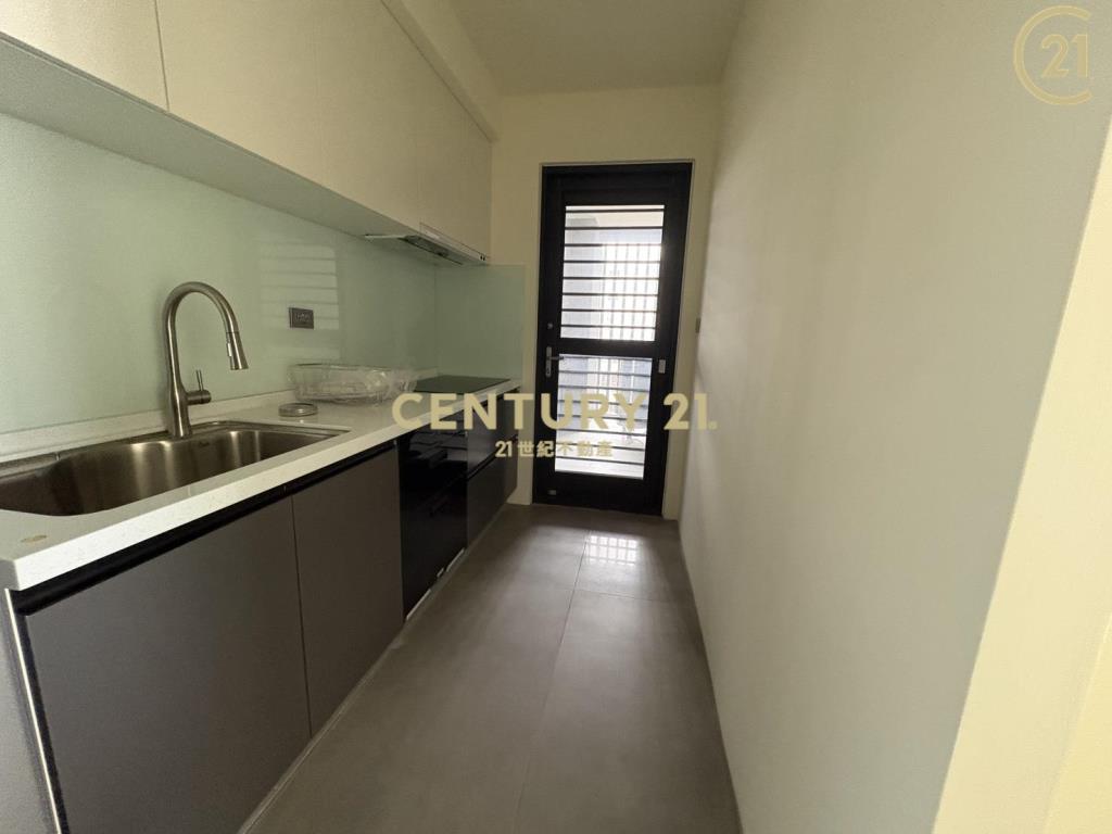 高鐵朗朗三房出租