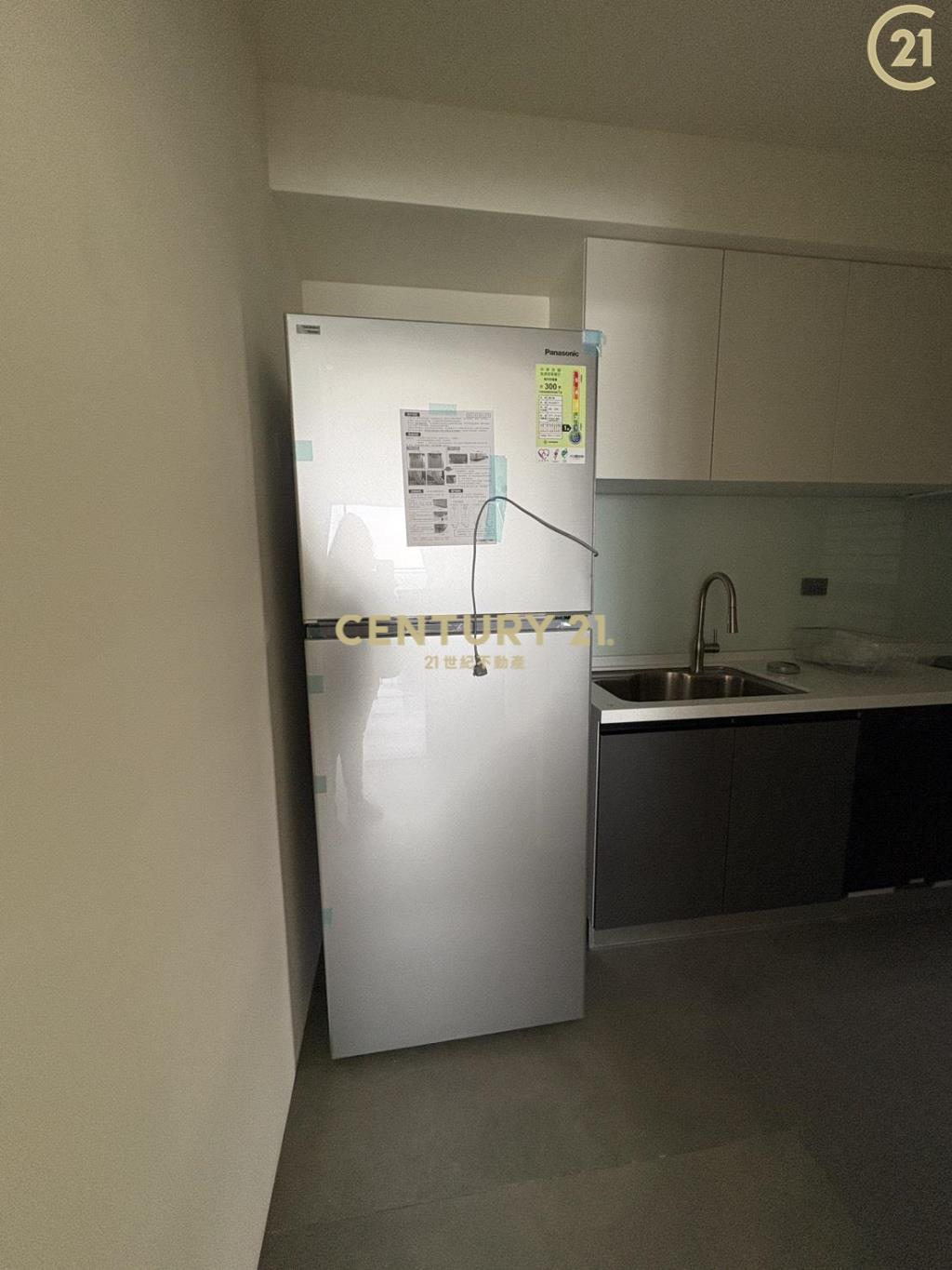 高鐵朗朗三房出租