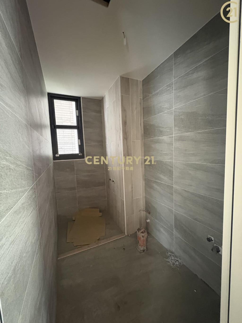 西螺預售三房公寓(平車)