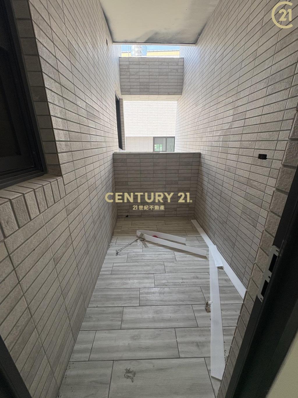 西螺預售三房公寓(平車)