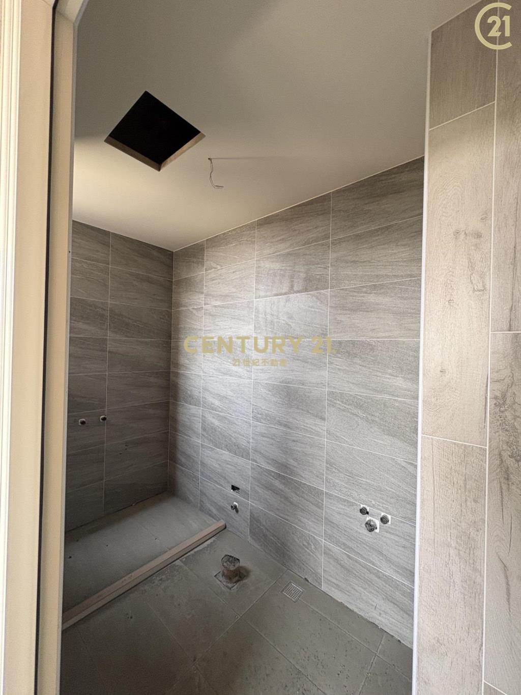 西螺預售三房公寓(平車)