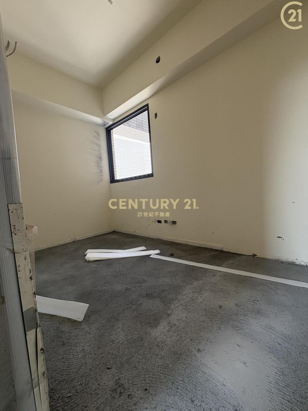 西螺預售三房公寓(平車)