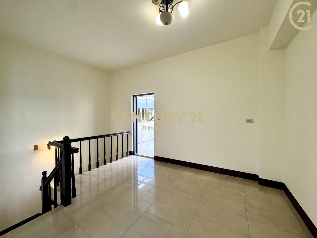 大成陽光邊間美透天