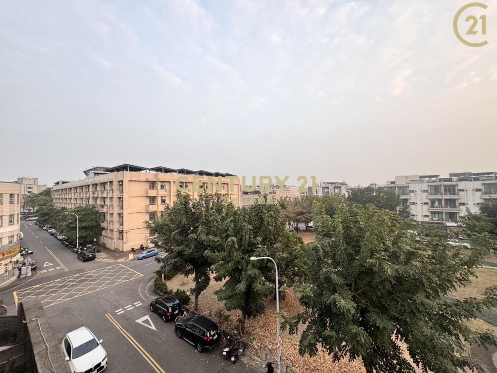 明星校區透天