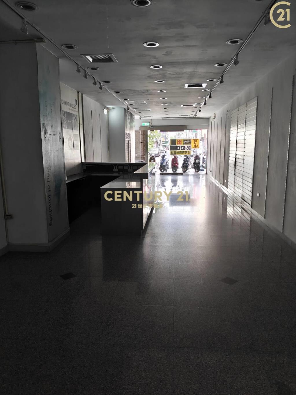 虎尾帝王店面