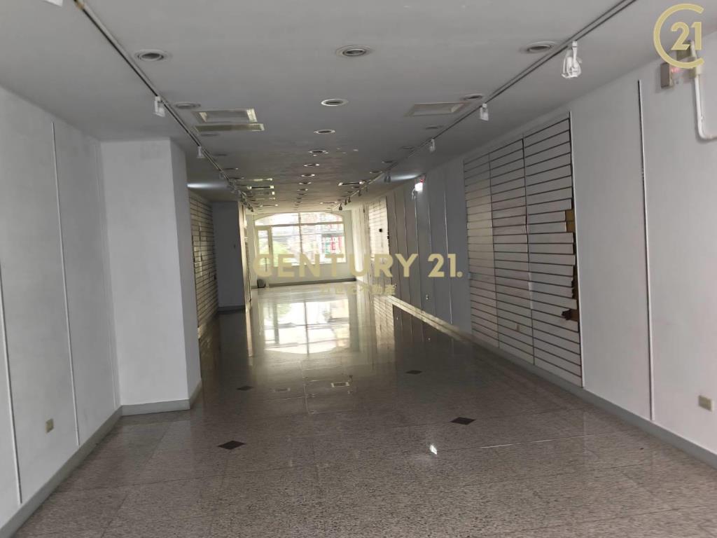 虎尾帝王店面
