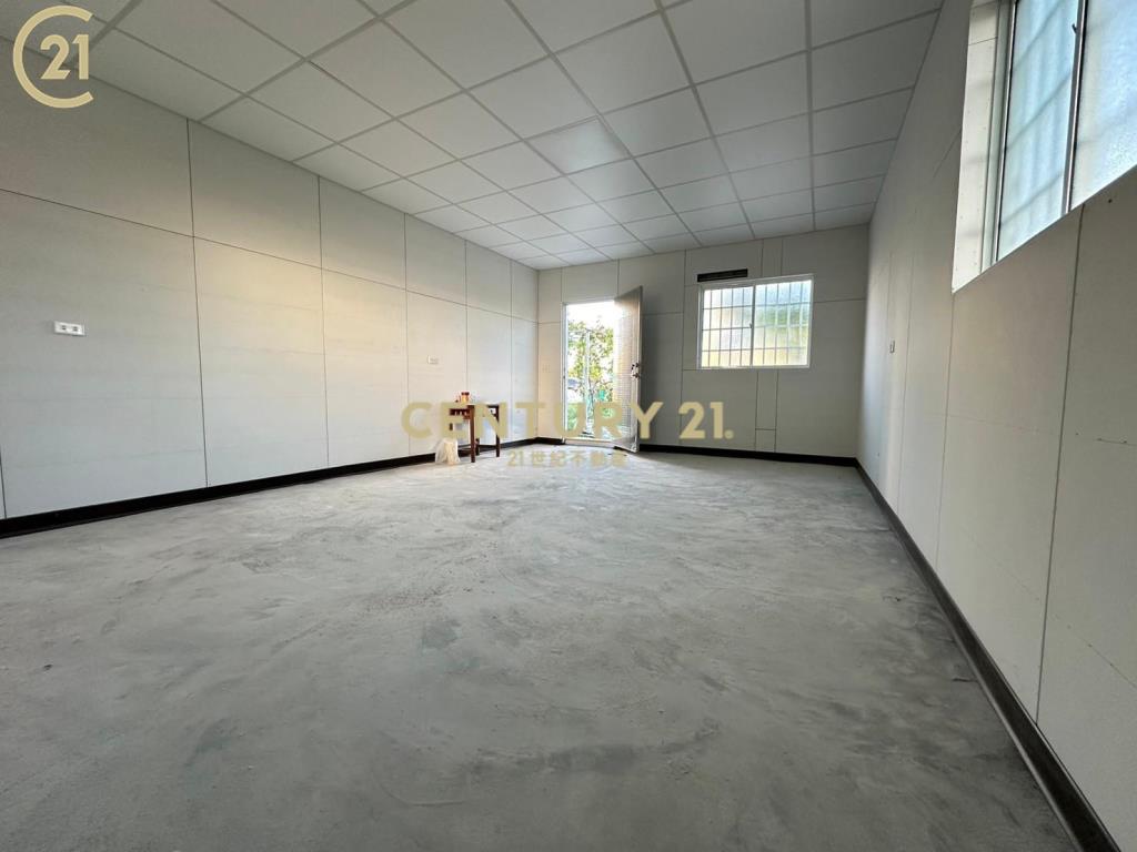 近國姓橋果園農地~社區內 .  有水電